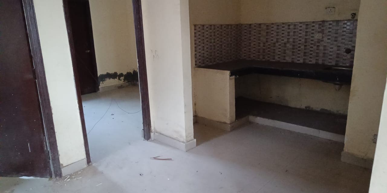 2 BHK Flat in Shouryapuram, Near Jindal Public School, NH-24, Ghaziabad — photo 3