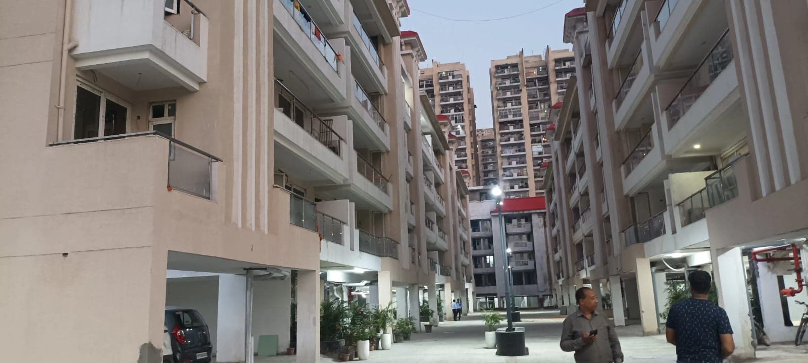 Nirala Aspire Phase IV – Ready to Move 3 BHK Low-Rise Apartments | Sector-16, Greater Noida West — photo 2